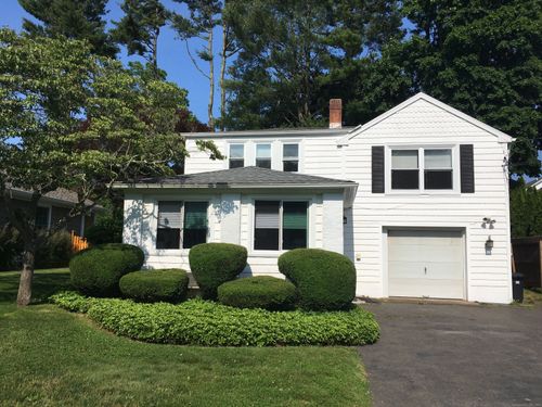 21 1st Ave, Branford, CT, 06405-5407 | Card Image