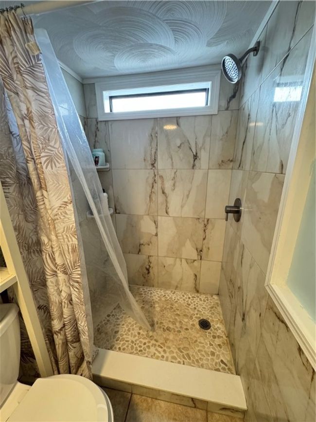 91 Seabiscuit Pl, House other with 4 bedrooms, 2 bathrooms and 4 parking in Pawtucket RI | Image 11
