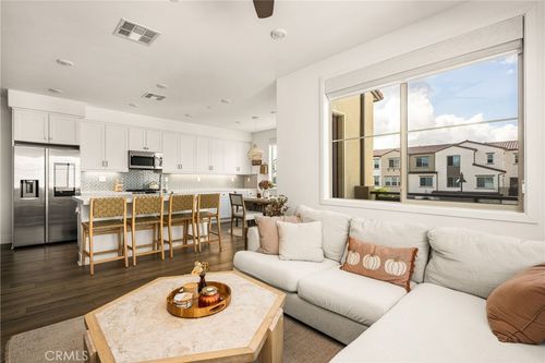 1613 Jade Rd, Rancho Mission Viejo, CA, 92694-1724 | Card Image