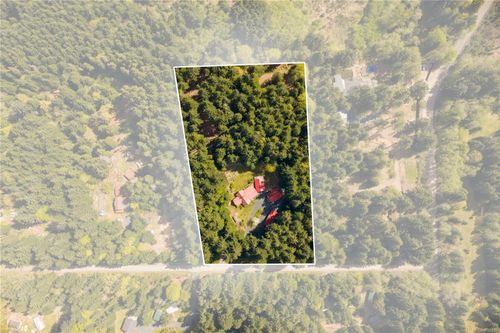 9025 Gilgan St, Honeymoon Bay, BC, V0R3E1 | Card Image