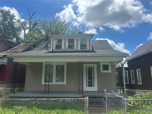 4926 Davison Ave, Saint Louis, MO, 63120-2206 | Card Image