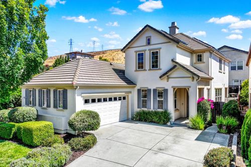 7004 Alder Creek Rd, Vallejo, CA, 94591-3861 | Card Image