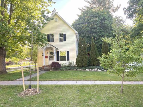 518 S Kinney Ave, Mount Pleasant, MI, 48858-2711 | Card Image