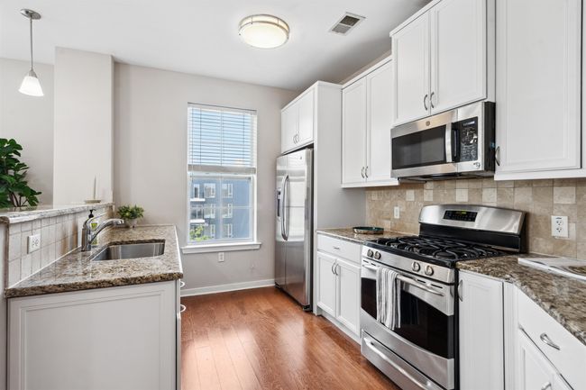 APT-412 - 443 2 Nd St, Condo with 2 bedrooms, 2 bathrooms and null parking in Jersey City NJ | Image 5