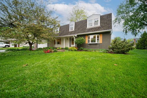 912 Colony Way, Columbus, OH, 43235-1720 | Card Image