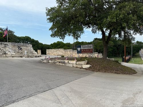 431 Private Road 1706, Helotes, TX, 78023 | Card Image