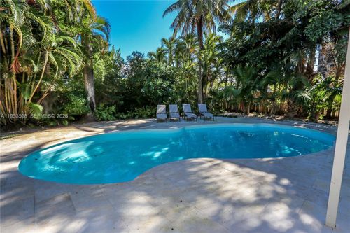 1242 Buchanan St, Hollywood, FL, 33019-1021 | Card Image