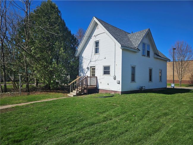 117 S 5 Th St, House other with 3 bedrooms, 2 bathrooms and null parking in Cornell WI | Image 25