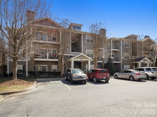 apt-208-900 Vista Lake Dr, Candler, NC, 28715-6102 | Card Image