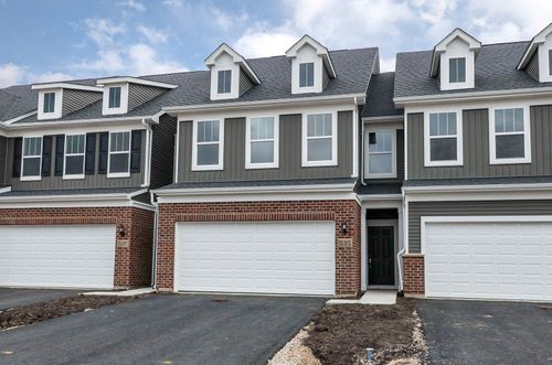 535-535 Watercress Dr, Aurora, IL, 60504-4529 | Card Image