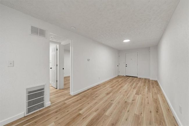 902 Twin Oaks Ter, Condo with 0 bedrooms, 0 bathrooms and null parking in Harrisonville MO | Image 6