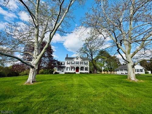 286 Harlingen Rd, BELLE MEAD, NJ, 08502-5337 | Card Image