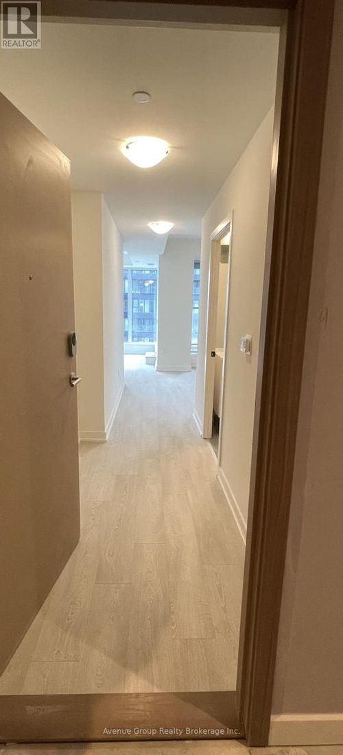 701-1 Quarrington Lane, Toronto (Banbury-Don Mills), ON, M3C0S4 | Card Image