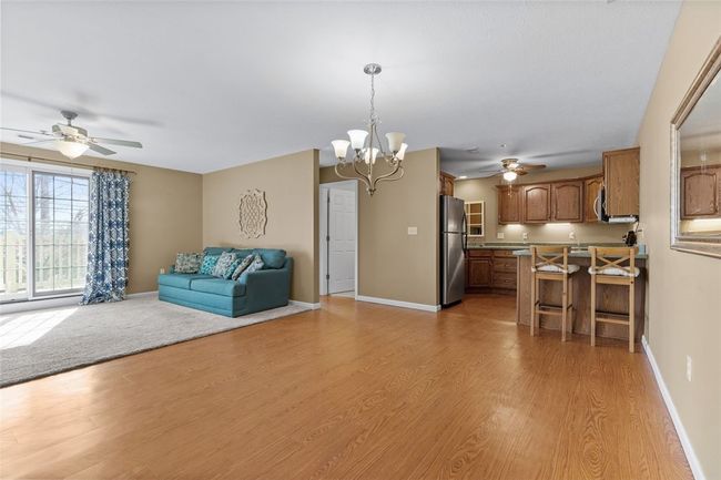 APT-105 - 1 Coraopolis Rd, Condo with 2 bedrooms, 2 bathrooms and 1 parking in Coraopolis PA | Image 4