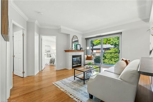 206-24 Chapel St, Georgetown, ON, L7G6A7 | Card Image