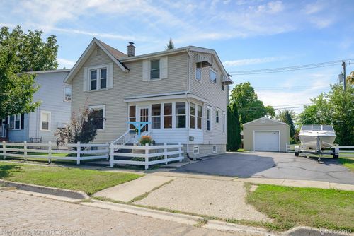 1108 Humphrey St, Monroe, MI, 48161-1944 | Card Image