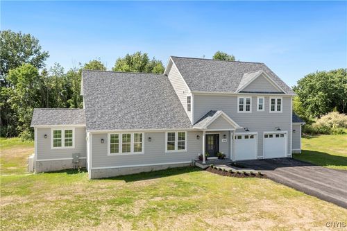 3745 Fisher Rd, Skaneateles, NY, 13152-8848 | Card Image