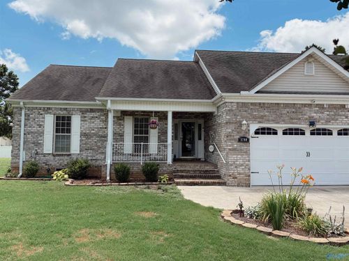 5780 Snake Rd, Athens, AL, 35611-8646 | Card Image