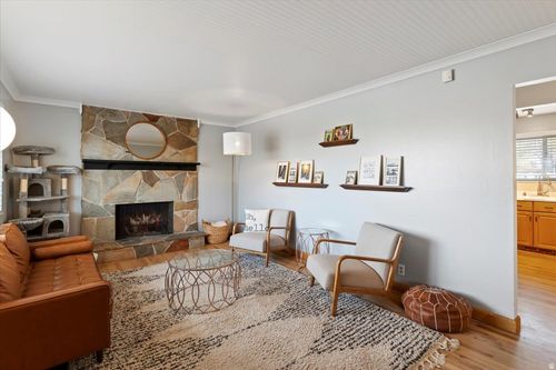 284 N 100 E, North Salt Lake, UT, 84054-2405 | Card Image