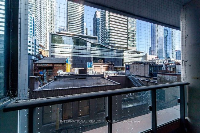 318 - 8 Mercer St, Condo with 1 bedrooms, 1 bathrooms and null parking in Toronto ON | Image 34
