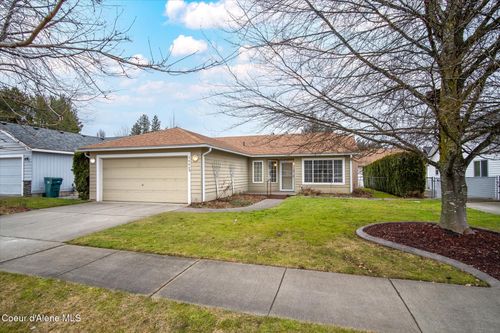 3662 N Swift Dr, Coeur D Alene, ID, 83815-1704 | Card Image