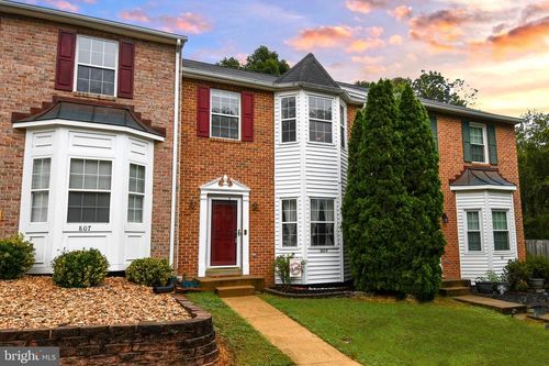 809 Twin Brook Ln, STAFFORD, VA, 22554-8411 | Card Image