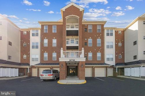 unit-203-9710 Handerson Pl, MANASSAS PARK, VA, 20111-7037 | Card Image