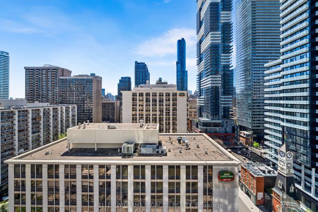 1211 - 501 Yonge St, Condo with 2 bedrooms, 1 bathrooms and null parking in Toronto ON | Image 23