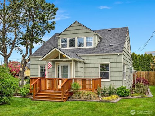 4116 L Place, Seaview, WA, 98644 | Card Image