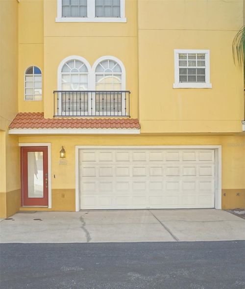 3333 Las Campos Pl, TAMPA, FL, 33611-2968 | Card Image