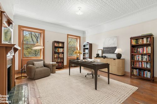 23 Hamilton Ter, New York, NY, 10031-6402 | Card Image