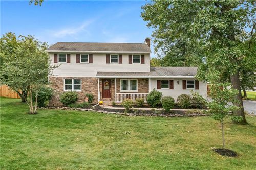 6528 Walnut Ln, Coopersburg, PA, 18036-1112 | Card Image