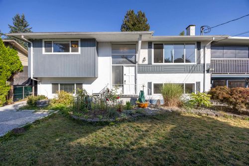 3648 Vincent St, Port Coquitlam, BC, V3B3T9 | Card Image