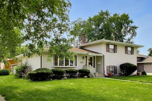 1838 Bluebird Ln, Munster, IN, 46321-3008 | Card Image