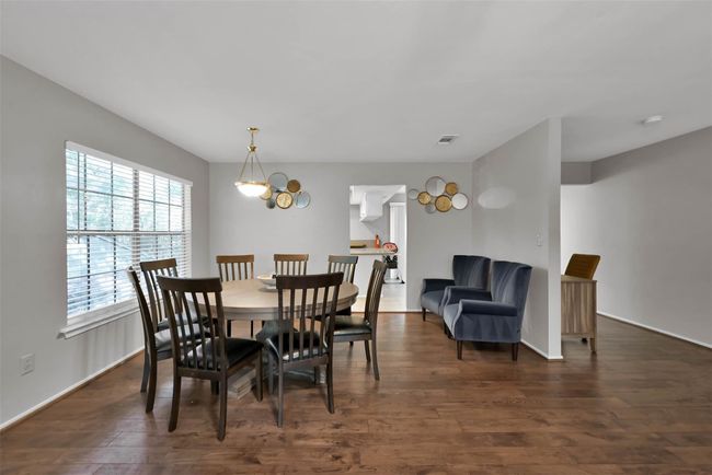 17 Kittiwake Ct, House other with 4 bedrooms, 2 bathrooms and 2 parking in Spring TX | Image 5