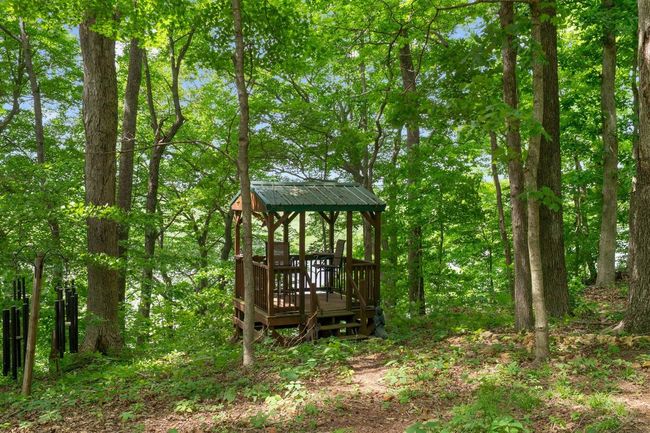 701 Runaway Dr, House other with 3 bedrooms, 2 bathrooms and null parking in Fountain Run KY | Image 40