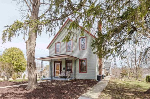 415 N Wisconsin St, Mineral Point, WI, 53565-1064 | Card Image