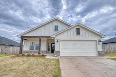 345 Megan Court, House other with 3 bedrooms, 2 bathrooms and null parking in Blanchard OK | Image 1