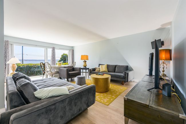 Living area featuring light wood-style floors | Image 6