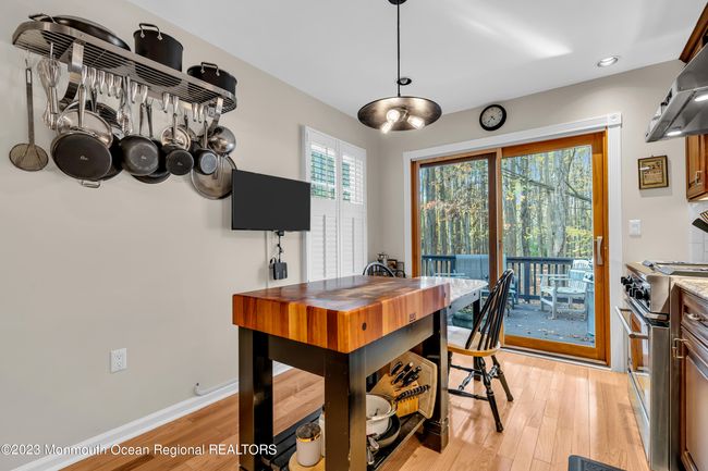 41 Durant Ave, Condo with 2 bedrooms, 3 bathrooms and null parking in Holmdel NJ | Image 10