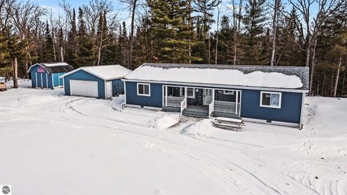 234 W Elder Rd, Harrison, MI, 48625-8502 | Card Image