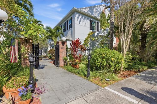2h-1201 W Horatio St, Tampa, FL, 33606-2676 | Card Image