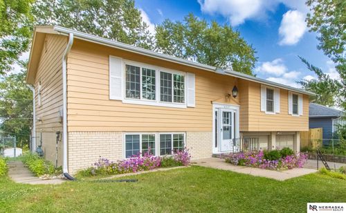 6317 N 68th St, Omaha, NE, 68104-1068 | Card Image