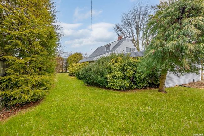 2 Edge Ln, House other with 4 bedrooms, 2 bathrooms and null parking in Wantagh NY | Image 14