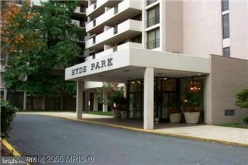 108-4141 N Henderson Rd, ARLINGTON, VA, 22203-2400 | Card Image