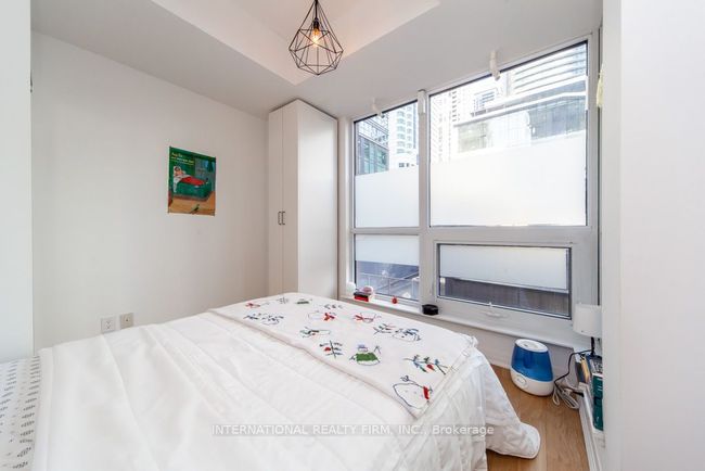 318 - 8 Mercer St, Condo with 1 bedrooms, 1 bathrooms and null parking in Toronto ON | Image 25