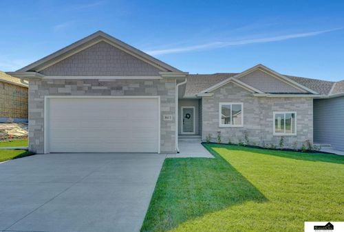 8611 S 49th St, Lincoln, NE, 68516-6114 | Card Image