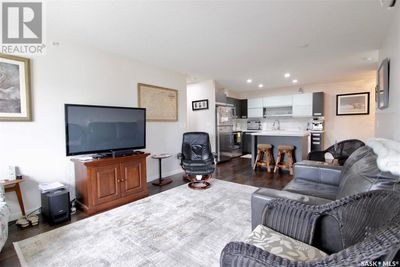 315 - 1545 Neville Dr, Condo with 2 bedrooms, 1 bathrooms and null parking in Regina SK | Image 2