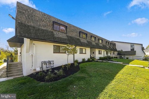 4-30 N Waterloo Road, DEVON, PA, 19333 | Card Image