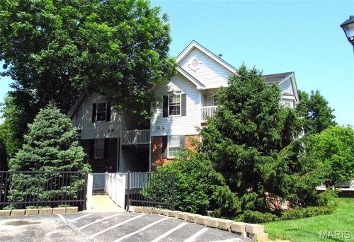 apt-a-450 Benton Dr, Saint Peters, MO, 63376-4471 | Card Image